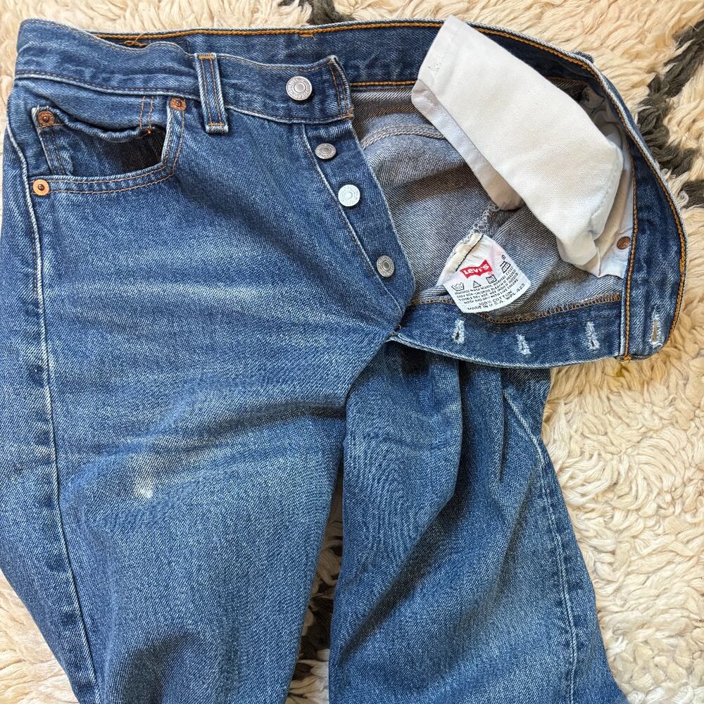 Vintage Levi's 501 - Picture 12 of 16